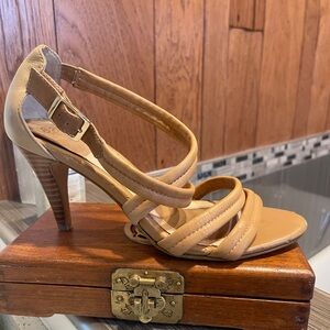 Isola strappy summer heels 8